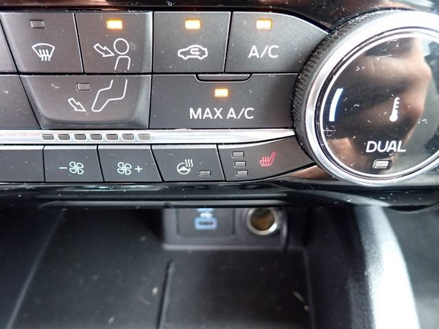 Certified 2022 Ford Escape SE w/ SE Sport Appearance Package AWD/4WD image 27