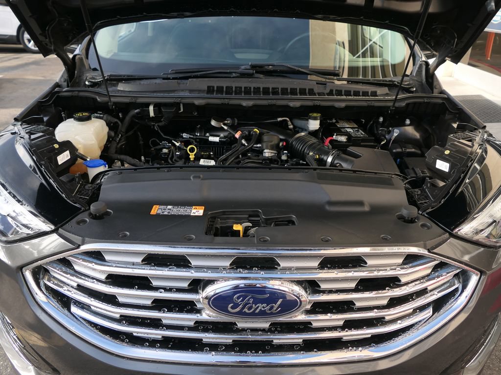Certified 2020 Ford Edge SEL FWD image 28