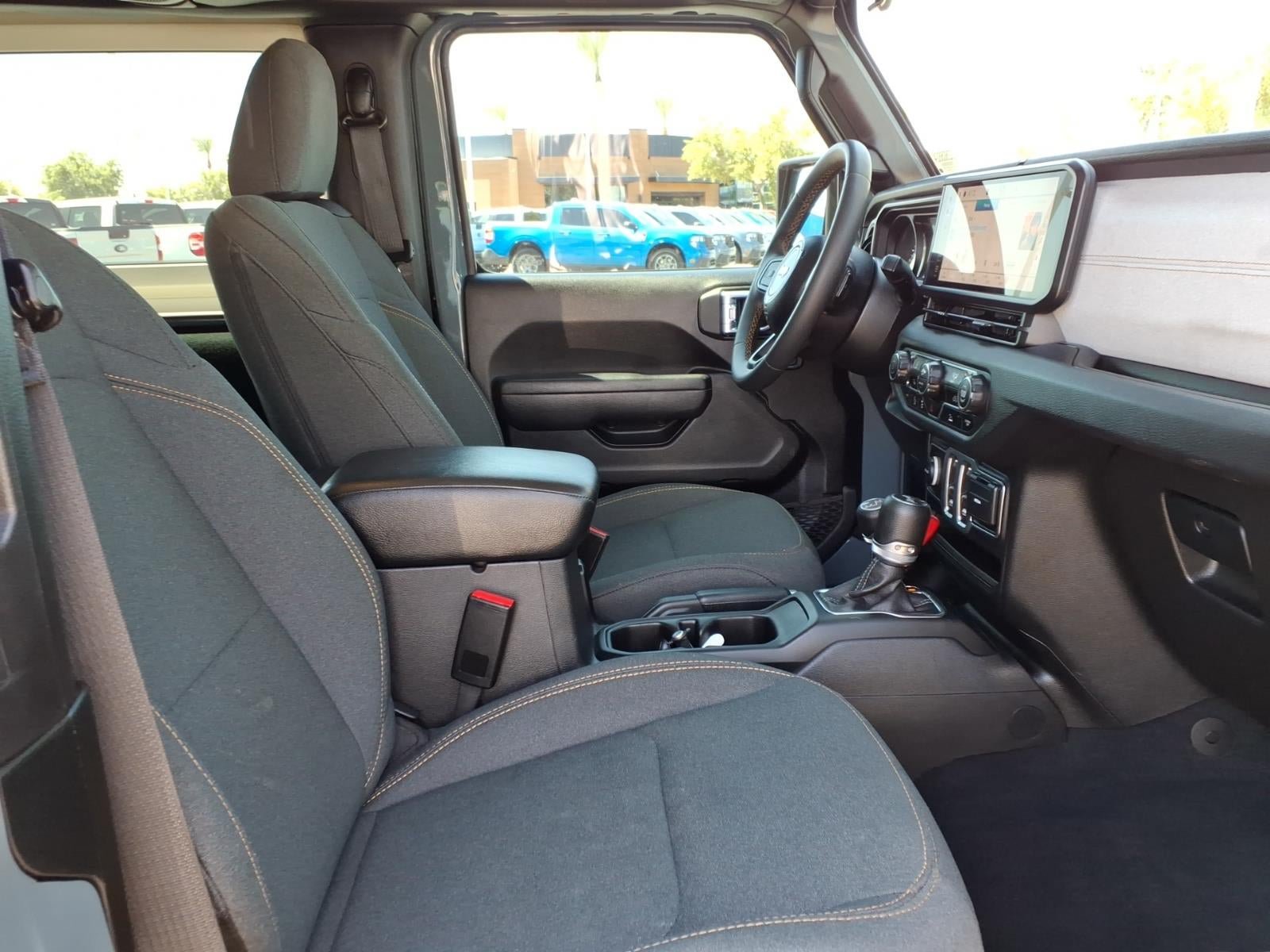 Used 2024 Jeep Wrangler Sport AWD/4WD image 11