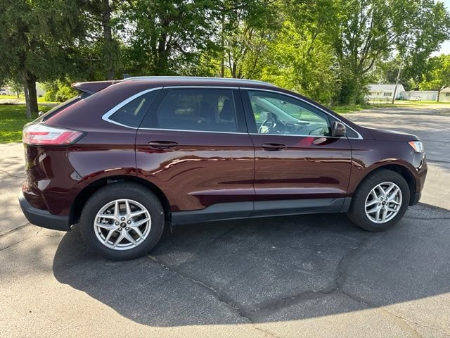 Certified 2024 Ford Edge SEL w/ Convenience Package AWD/4WD image 5