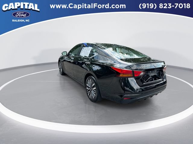 Used 2025 Nissan Altima 2.5 SV FWD image 6