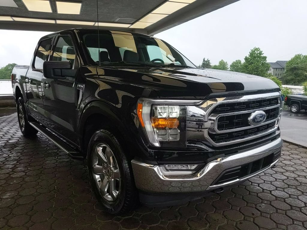Certified 2022 Ford F150 XLT w/ Equipment Group 302A High AWD/4WD image 4