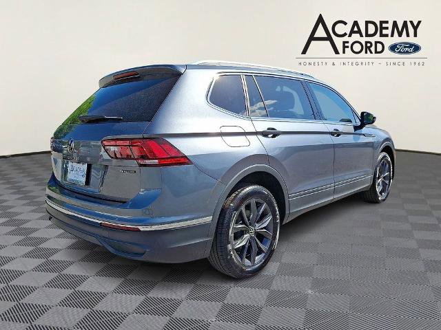 Used 2022 Volkswagen Tiguan SE AWD/4WD image 6