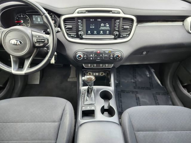 Used 2018 Kia Sorento LX image 14