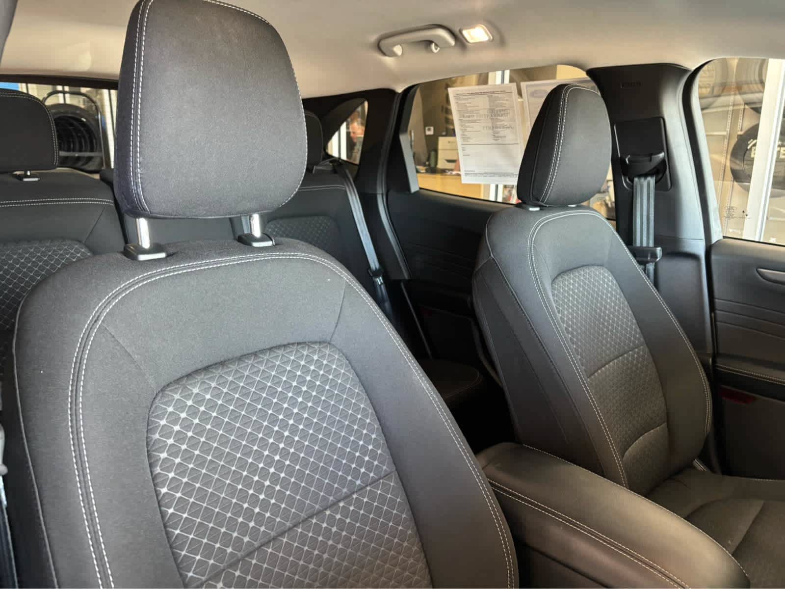 Certified 2023 Ford Escape Active AWD/4WD image 33