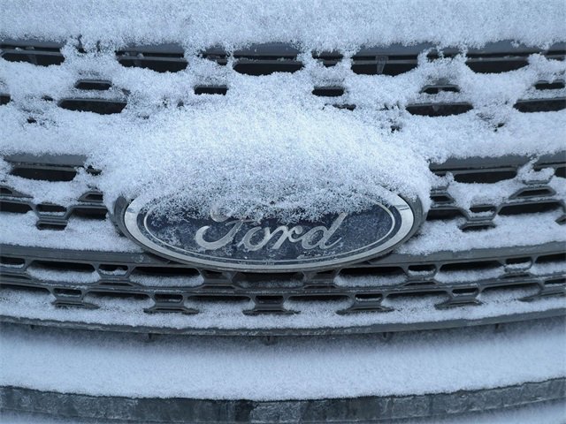 Certified 2021 Ford Explorer XLT w/ Equipment Group 202A image 9