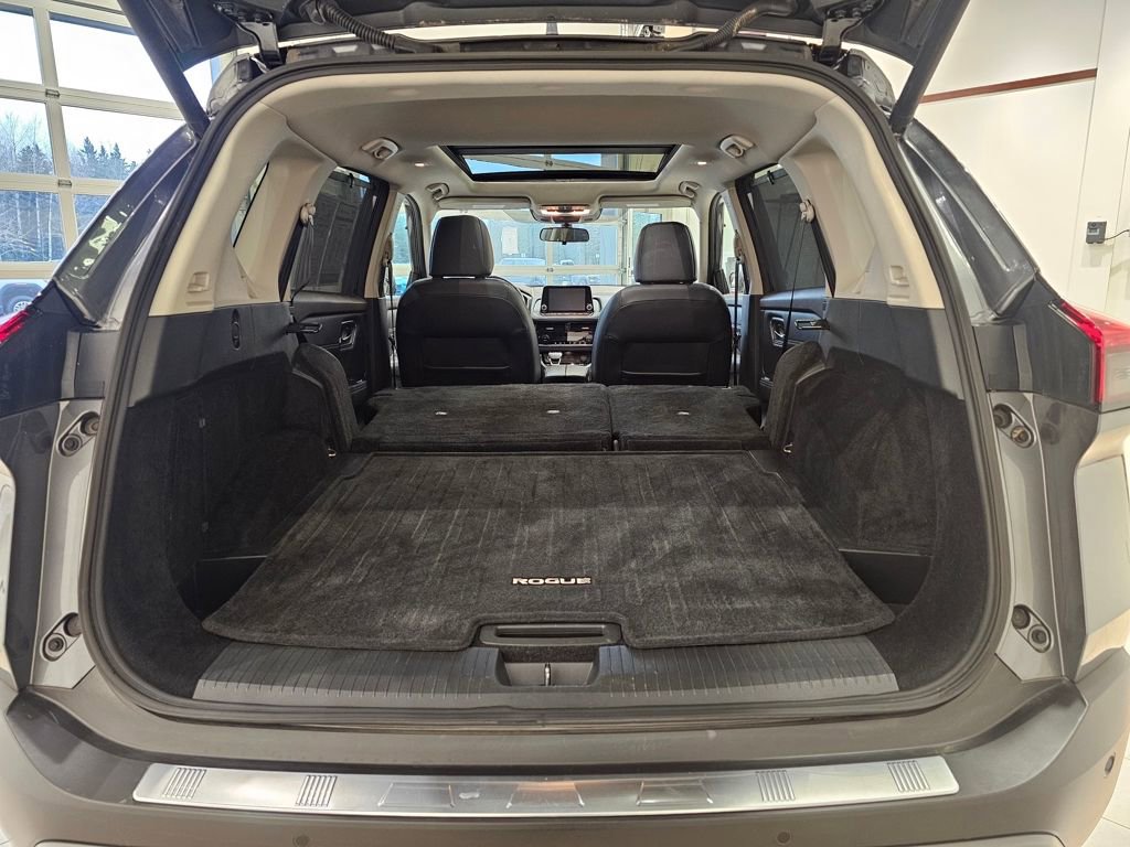 Used 2021 Nissan Rogue SV w/ Premium Package image 36