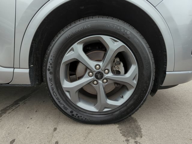 Certified 2024 Ford Escape ST-Line AWD/4WD image 13