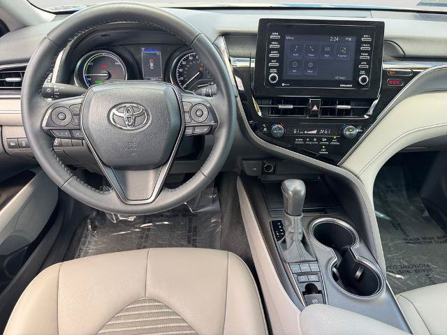 Used 2024 Toyota Camry SE FWD image 11
