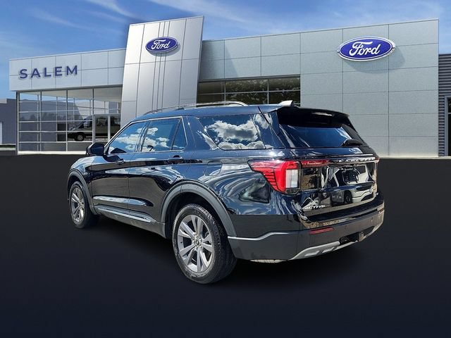 Certified 2025 Ford Explorer Active w/ Active Comfort Package AWD/4WD image 4