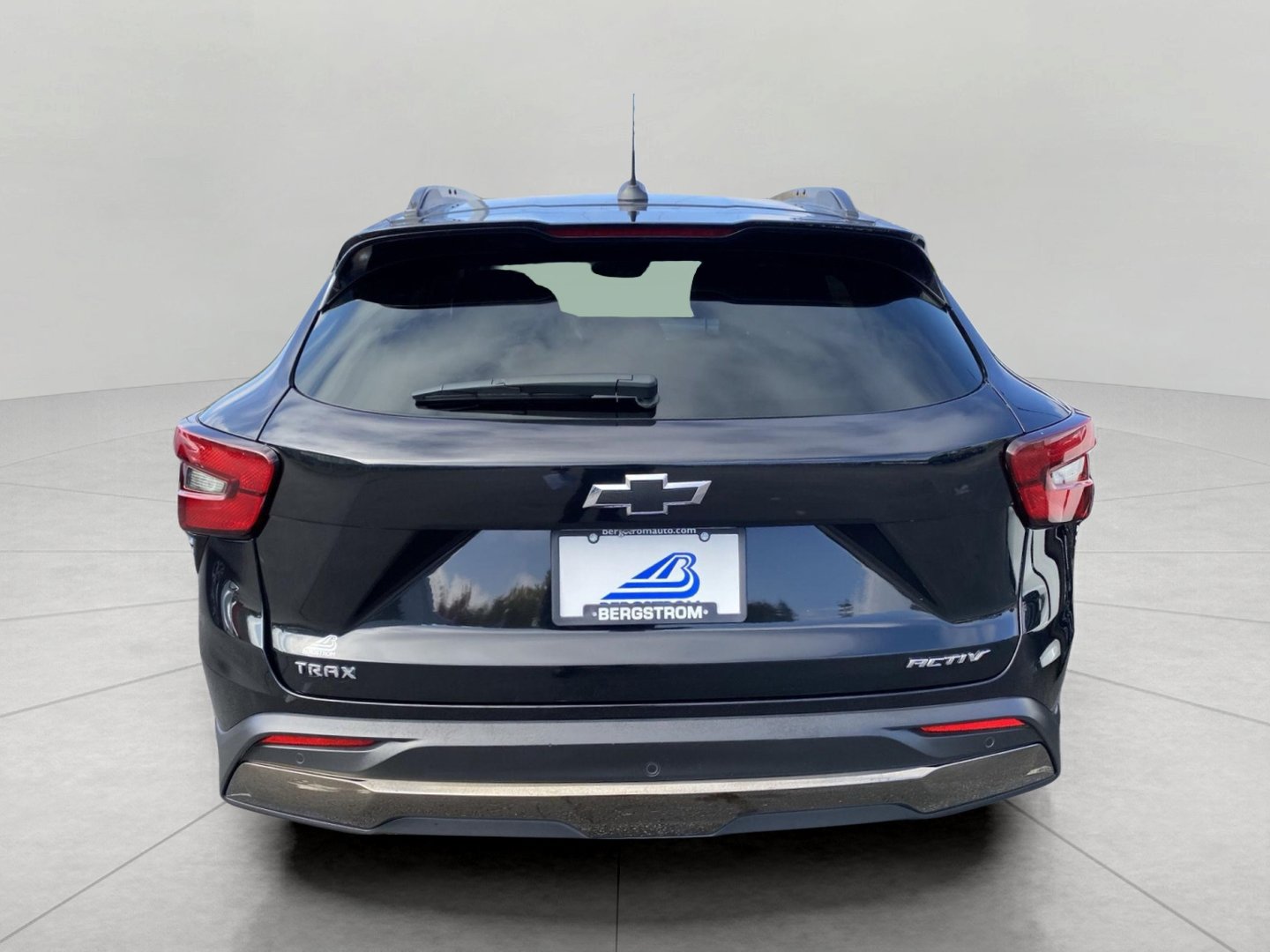 Used 2024 Chevrolet Trax ACTIV FWD image 8