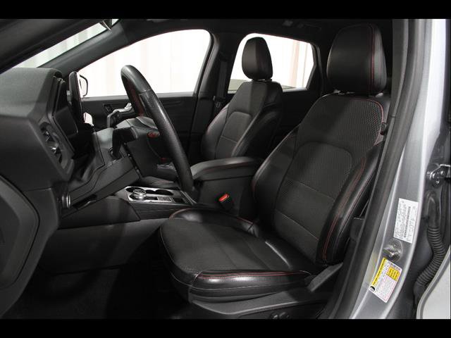 Certified 2023 Ford Escape ST-Line w/ Tech Pack #1 AWD/4WD image 5