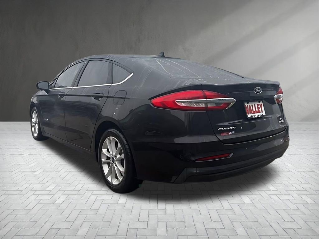 Certified 2019 Ford Fusion SE image 5