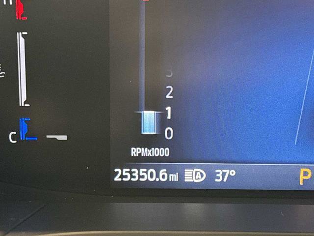 Certified 2025 Ford Escape ST-Line image 11