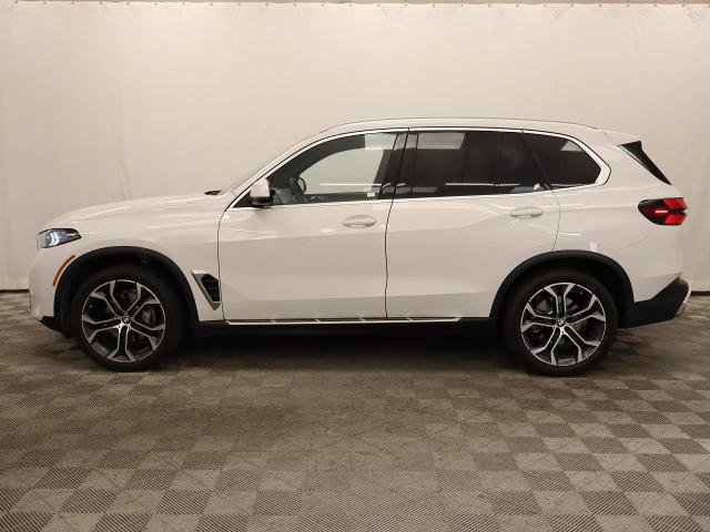 Used 2026 BMW X5 sDrive40i image 5