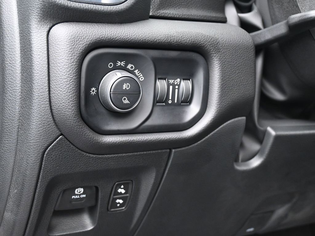 Used 2025 RAM 1500 Laramie image 14