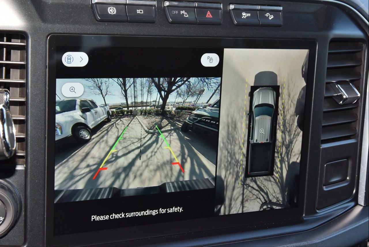 Certified 2024 Ford F250 Platinum w/ FX4 Off-Road Package image 29