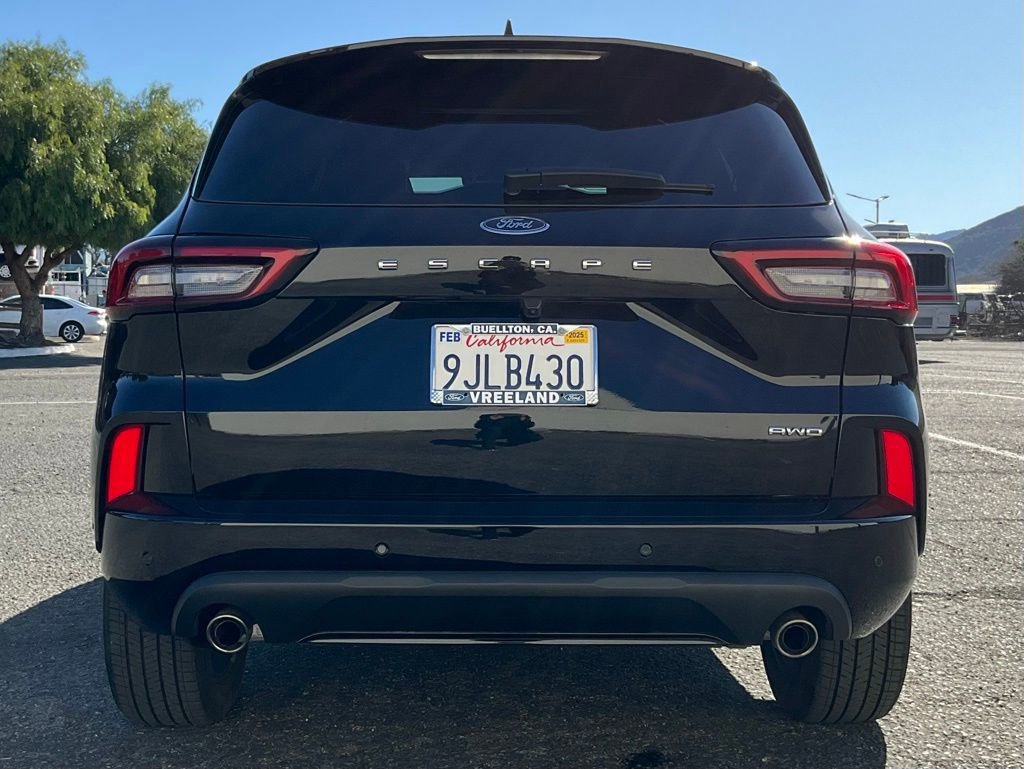 Certified 2024 Ford Escape ST-Line Elite w/ Premium Technology Package image 12