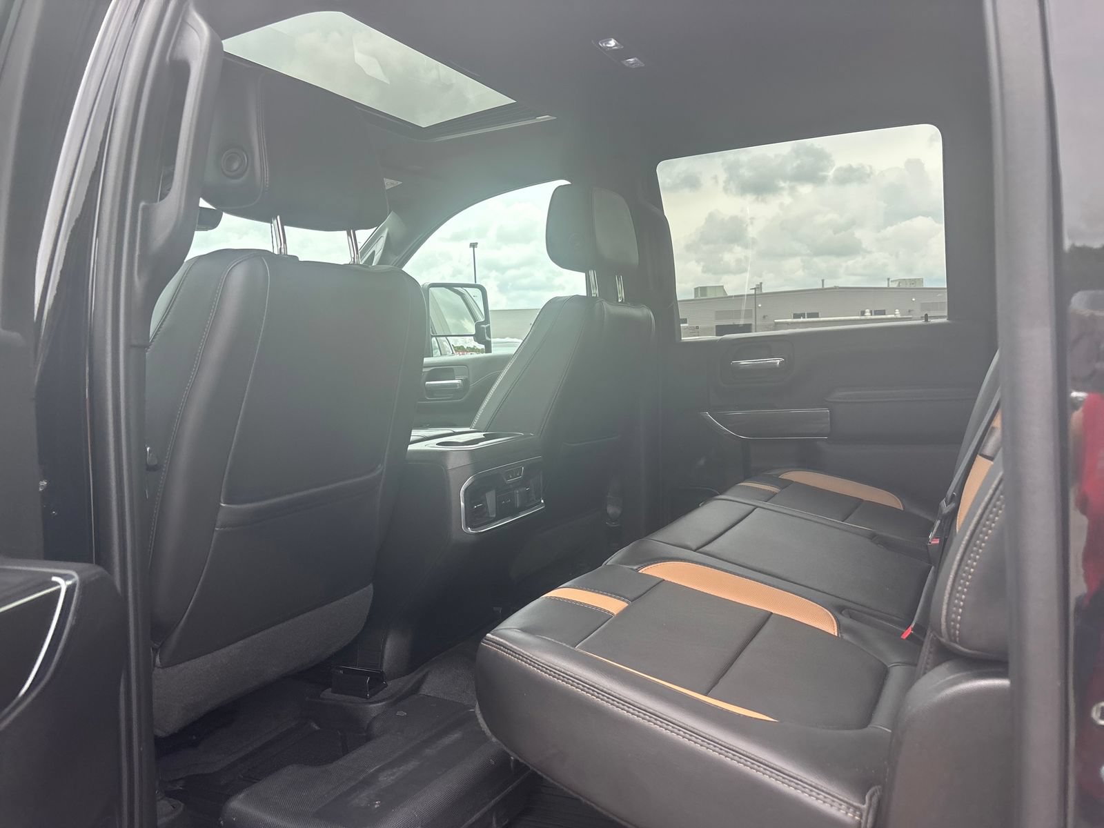 Used 2022 Chevrolet Silverado 2500 LTZ w/ Carhartt Edition AWD/4WD image 14