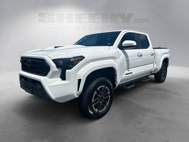 Used 2025 Toyota Tacoma TRD Sport AWD/4WD image 15