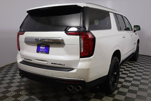 Used 2023 GMC Yukon XL Denali w/ Denali Reserve Package AWD/4WD image 6