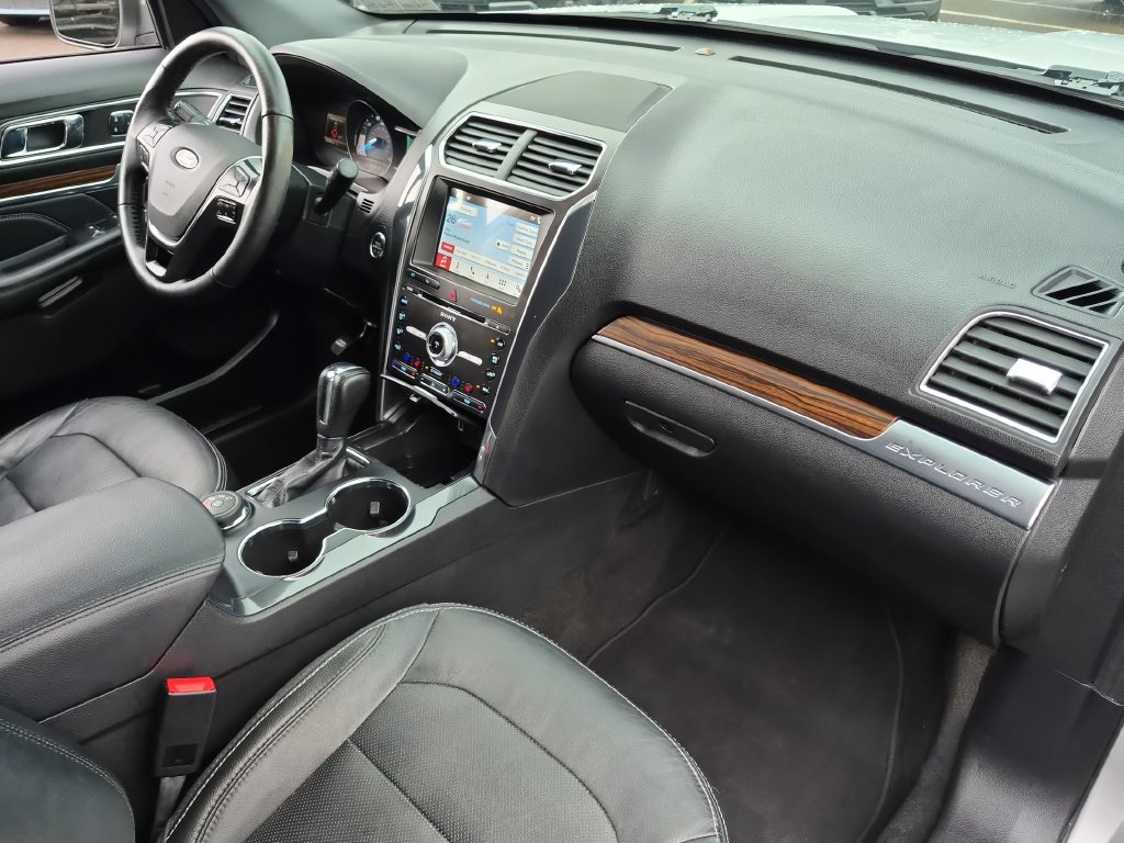 Certified 2018 Ford Explorer Limited AWD/4WD image 43