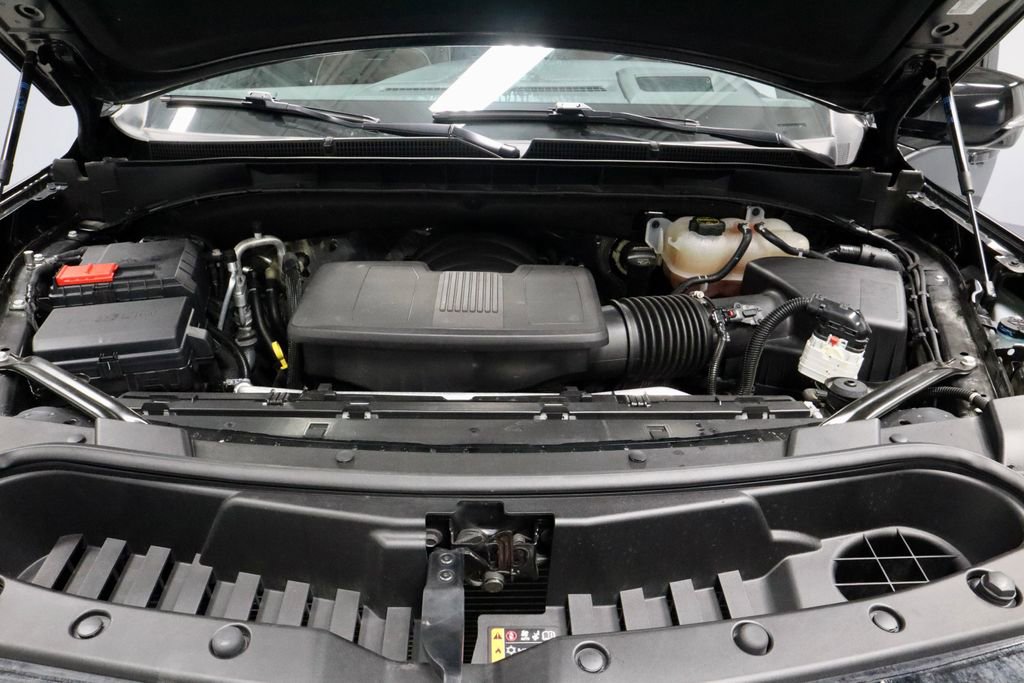 Used 2024 GMC Yukon XL Denali Ultimate AWD/4WD image 18