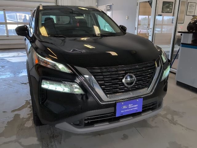 Used 2021 Nissan Rogue SV image 9