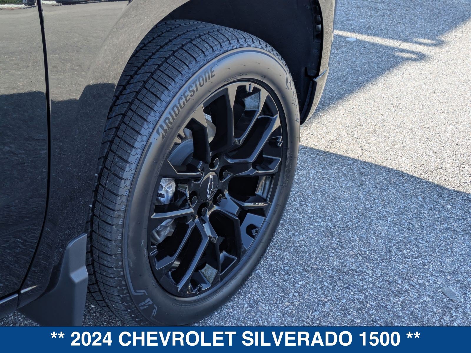 Used 2024 Chevrolet Silverado 1500 RST w/ Convenience Package II AWD/4WD image 13