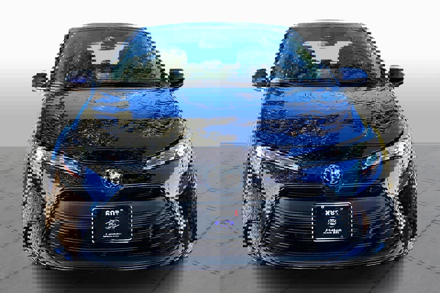 Used 2023 Toyota Corolla LE image 7