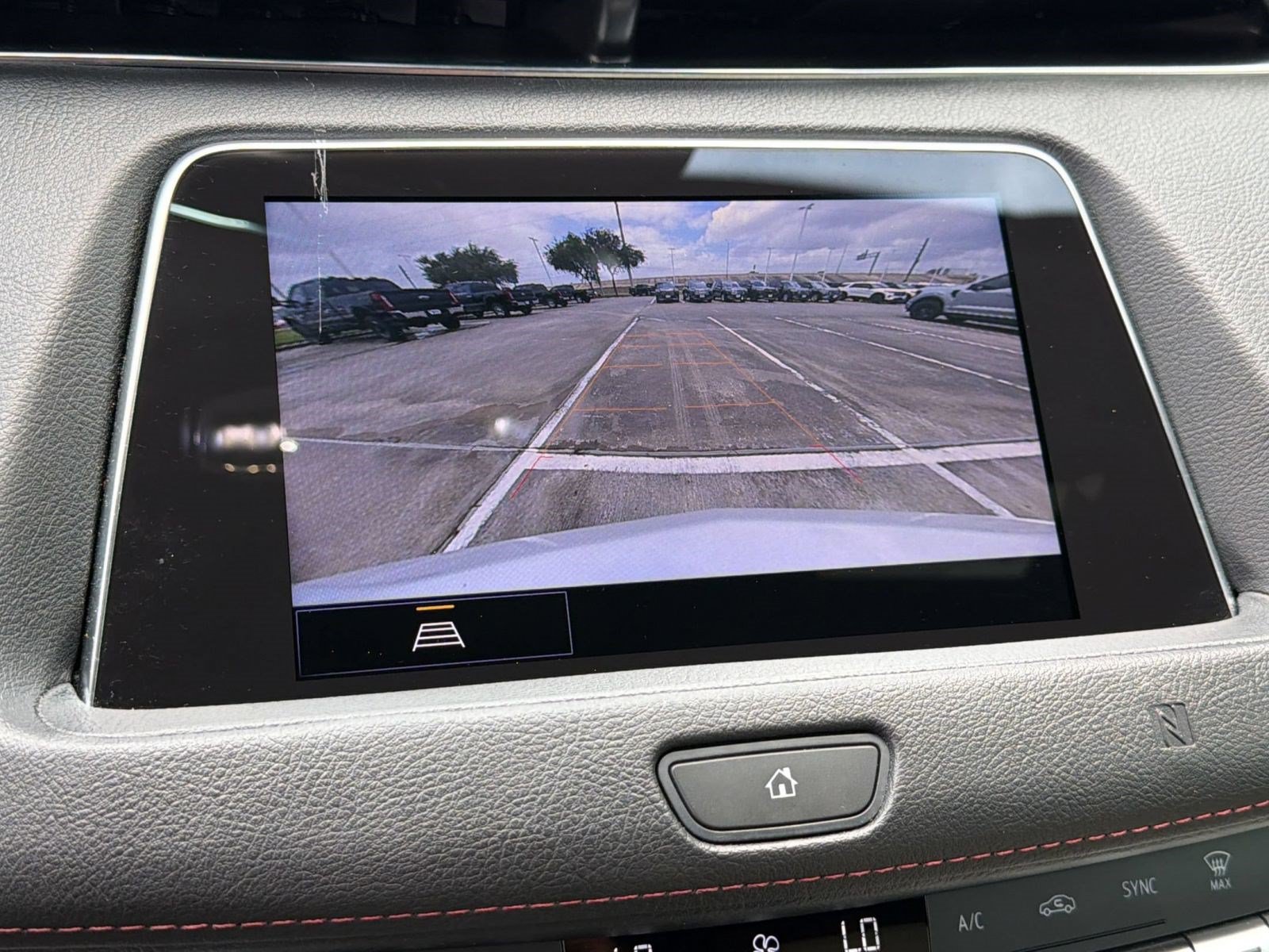 Used 2021 Cadillac XT4 Sport FWD image 27