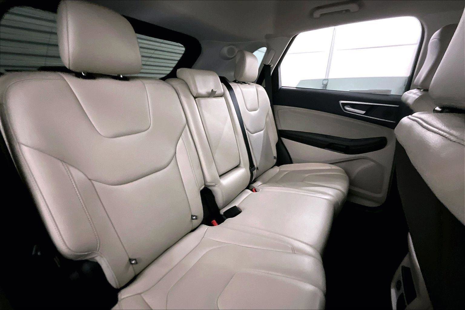 Certified 2021 Ford Edge Titanium image 26