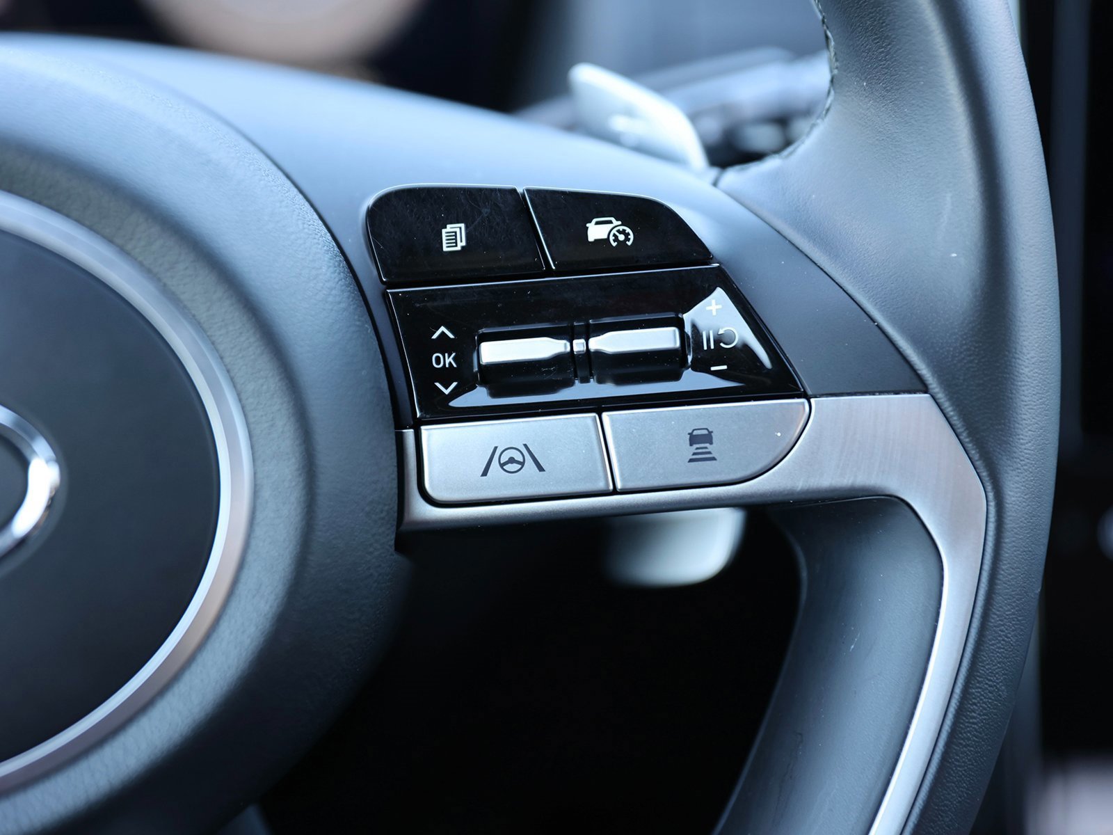 Used 2024 Hyundai Santa Cruz XRT image 39