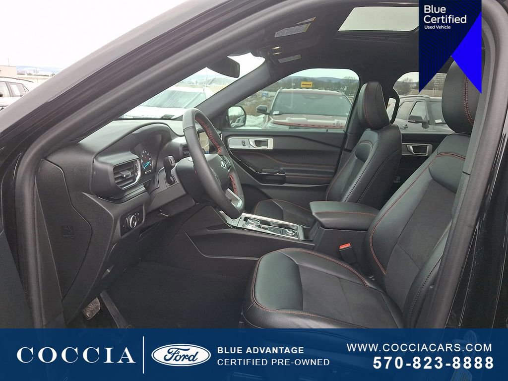 Certified 2024 Ford Explorer ST-Line w/ Class IV Trailer Tow Package image 14