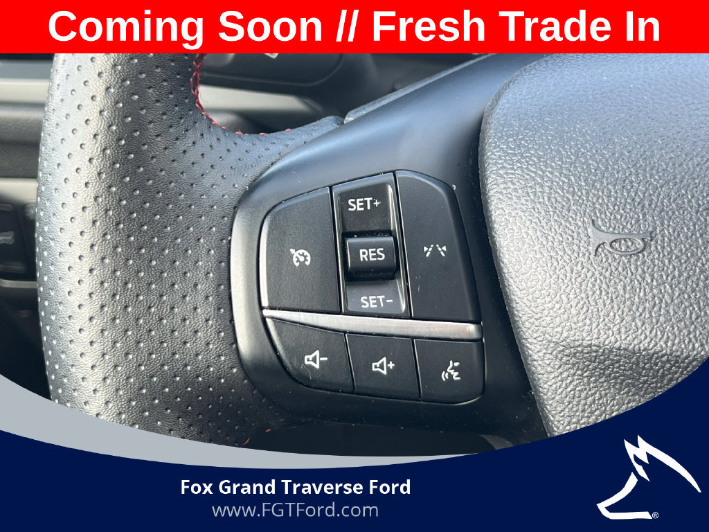 Certified 2025 Ford Escape ST-Line Select AWD/4WD image 19