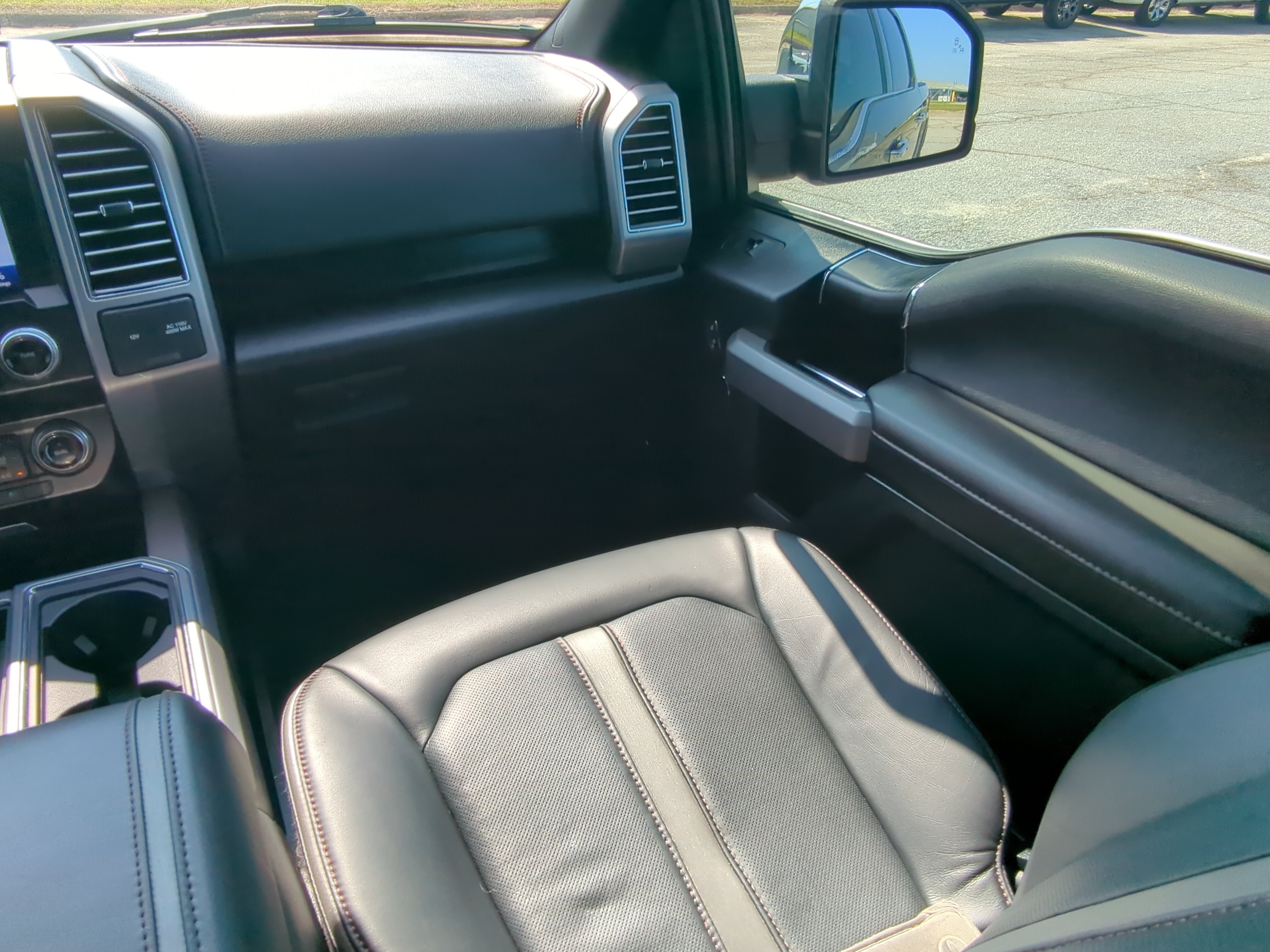 Certified 2020 Ford F150 Platinum w/ Equipment Group 701A Luxury AWD/4WD image 15