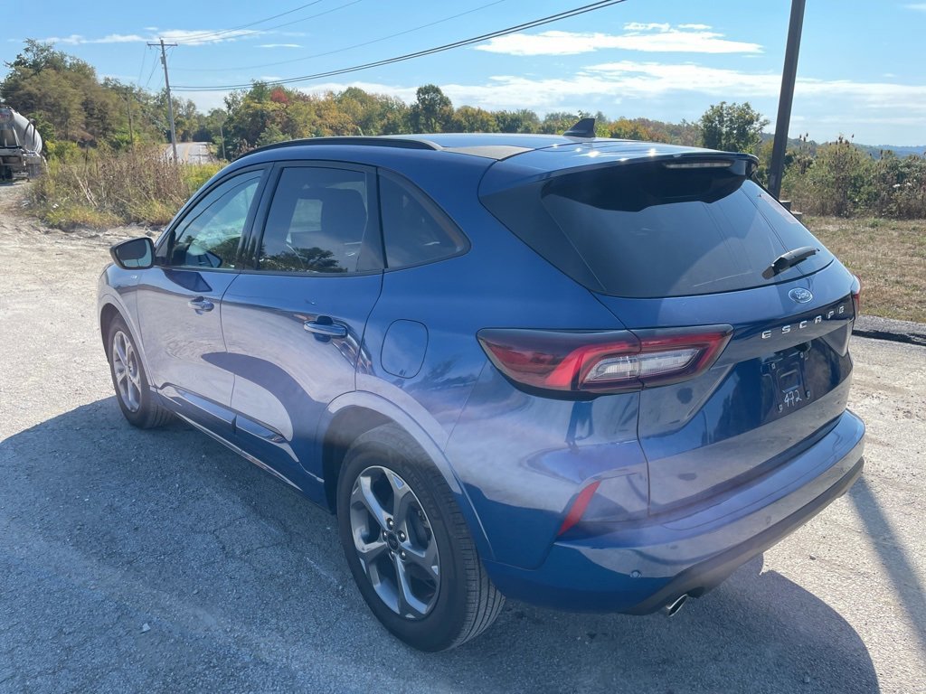 Certified 2023 Ford Escape ST-Line w/ Tech Pack #1 image 3