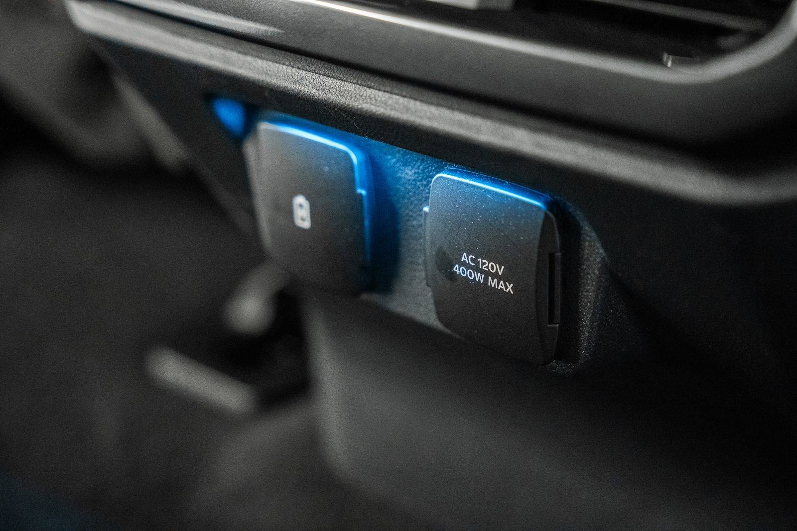 Certified 2023 Ford F150 Lariat w/ Equipment Group 502A High image 44