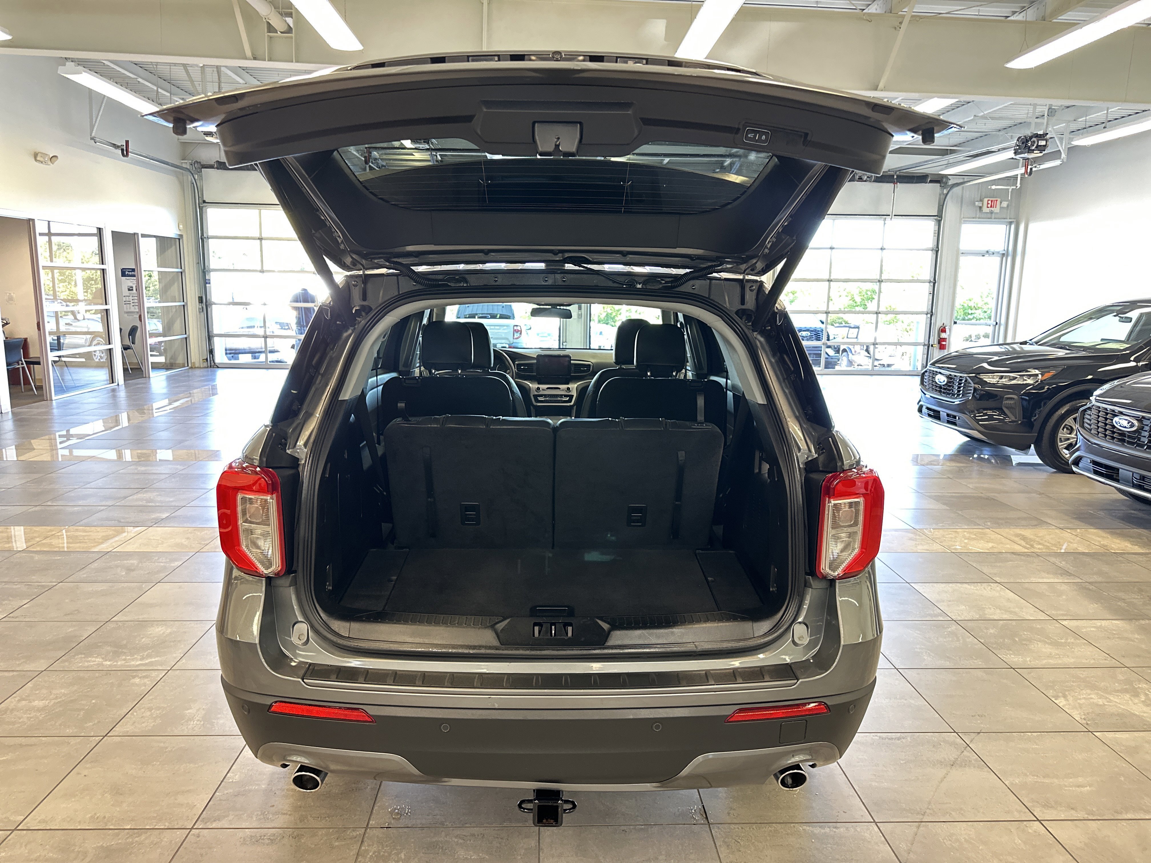 Certified 2022 Ford Explorer XLT w/ Equipment Group 202A image 29