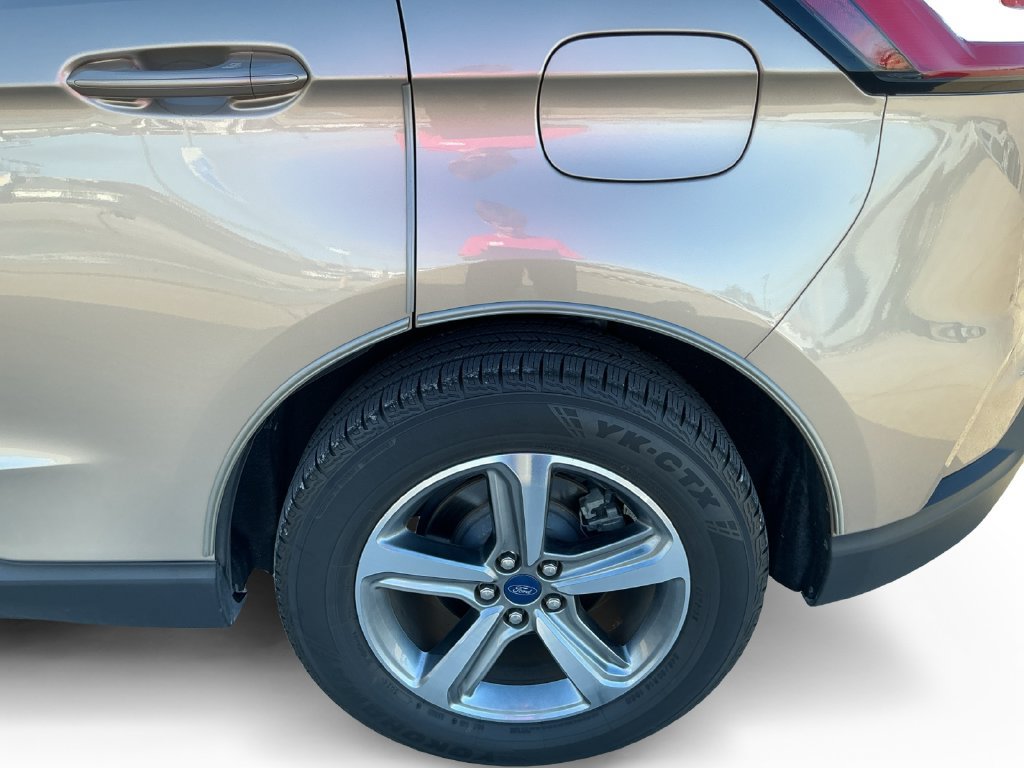 Certified 2020 Ford Edge SEL w/ Convenience Package FWD image 15