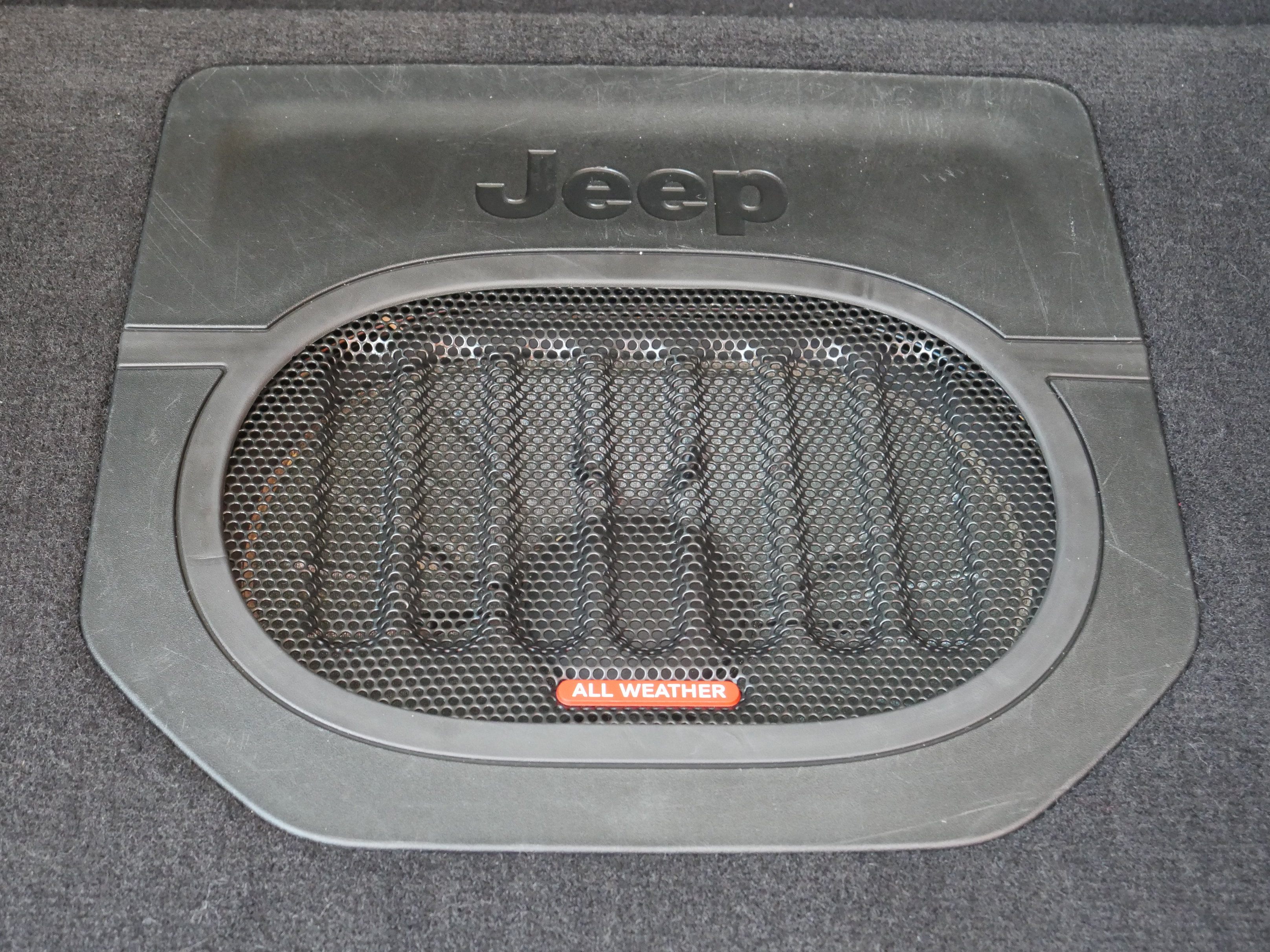 Used 2024 Jeep Wrangler Rubicon w/ Technology Group AWD/4WD image 26