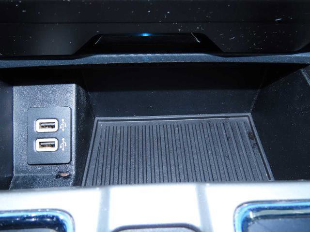 Certified 2020 Ford F150 Lariat w/ Equipment Group 502A Luxury image 32