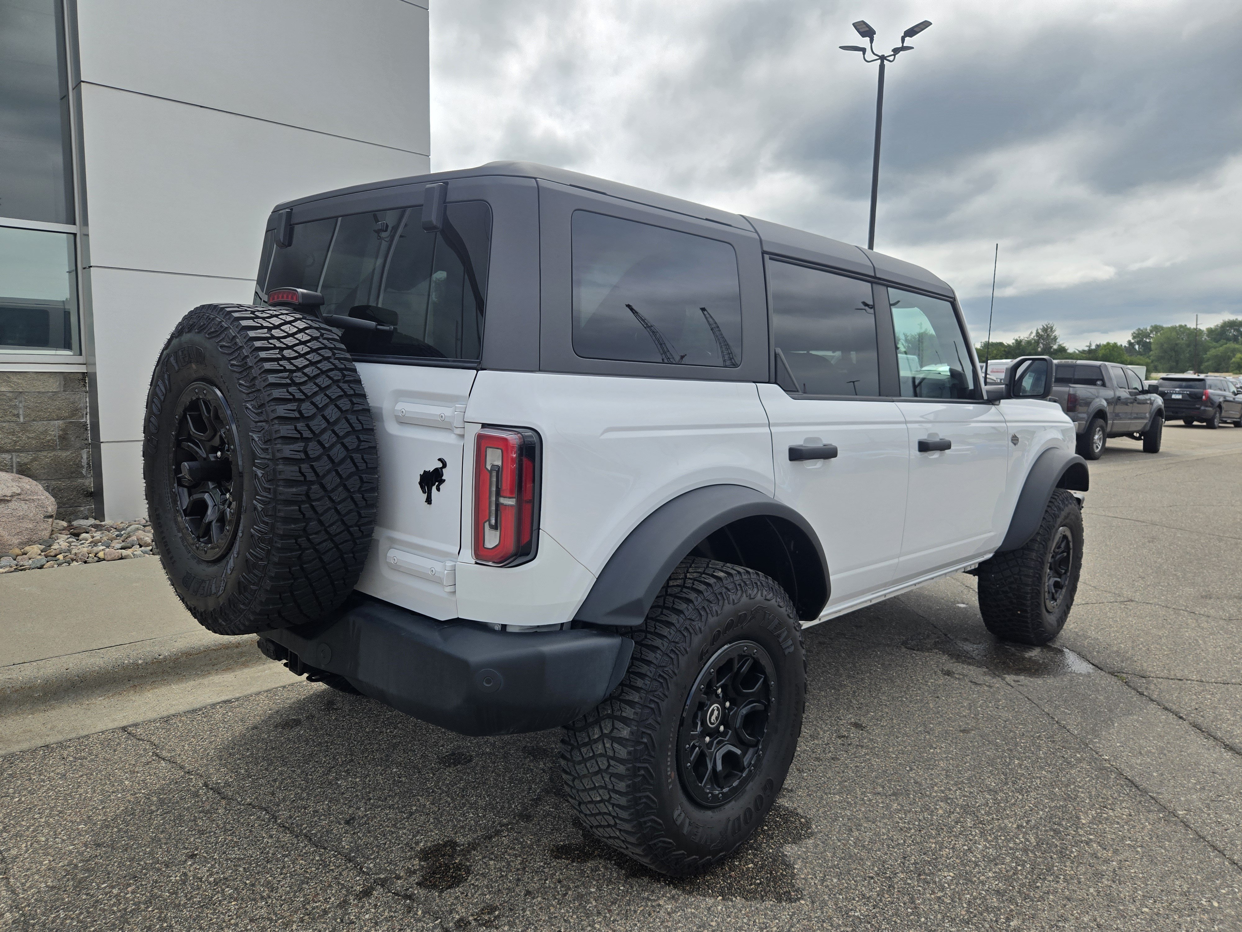 Certified 2023 Ford Bronco Wildtrak AWD/4WD image 19