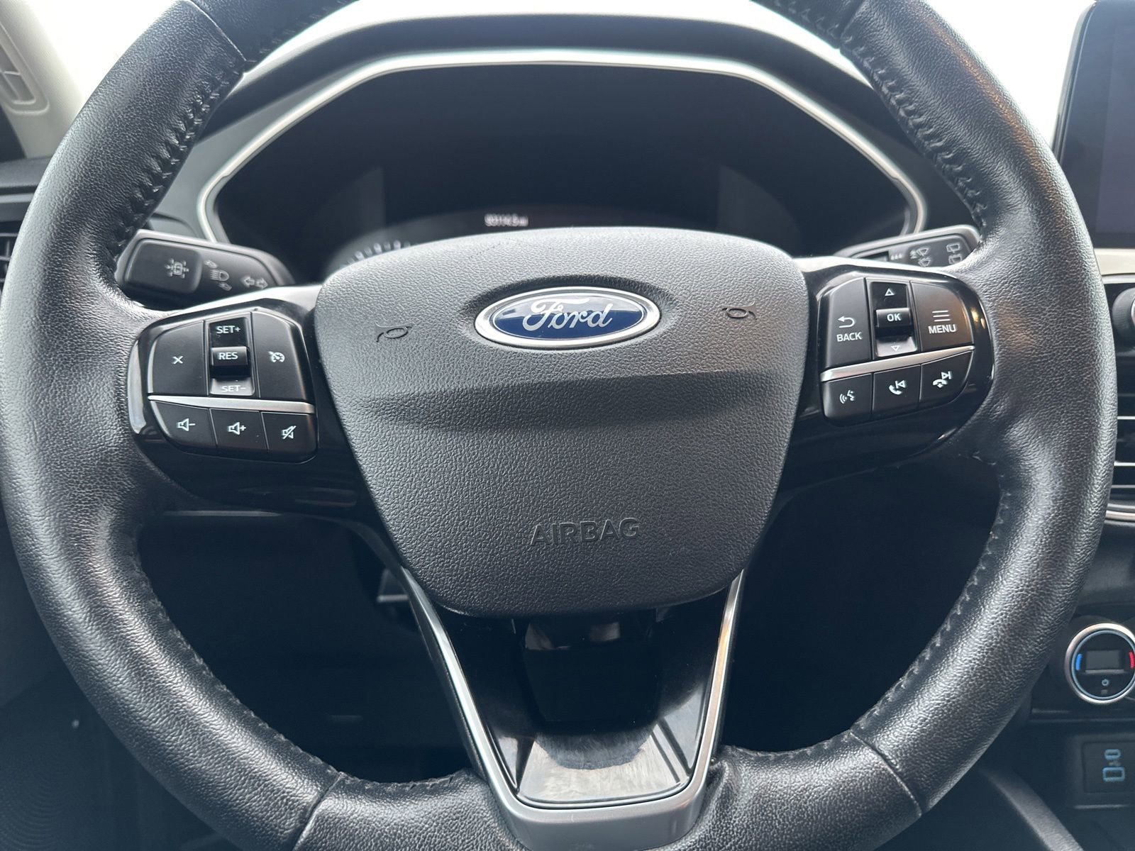 Certified 2021 Ford Escape SEL FWD image 19