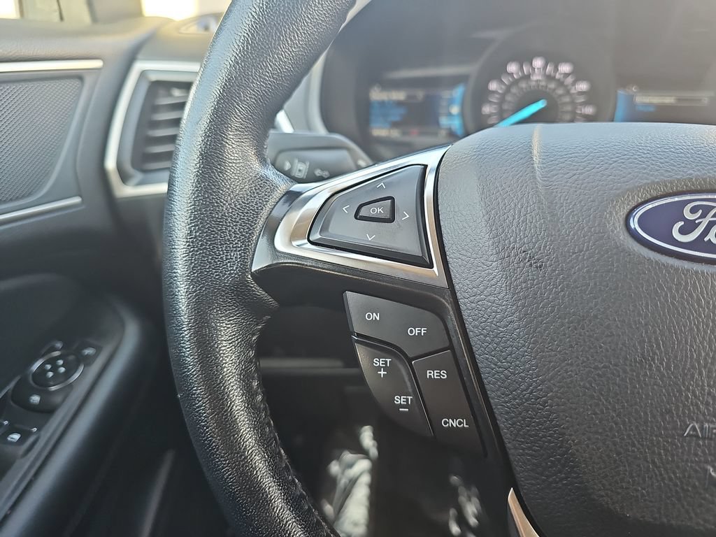 Certified 2024 Ford Edge SEL AWD/4WD image 16