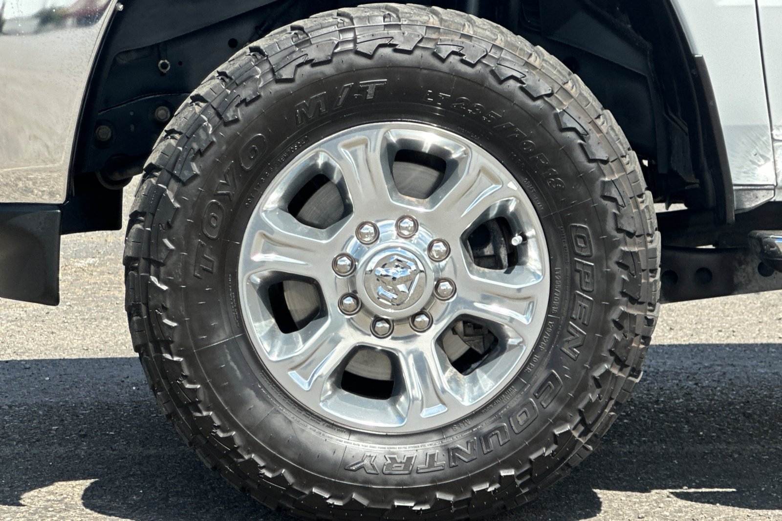 Used 2024 RAM 2500 Big Horn AWD/4WD image 43