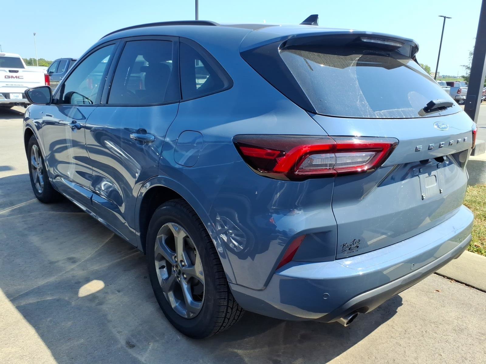 Certified 2023 Ford Escape ST-Line w/ Tech Pack #1 FWD image 3