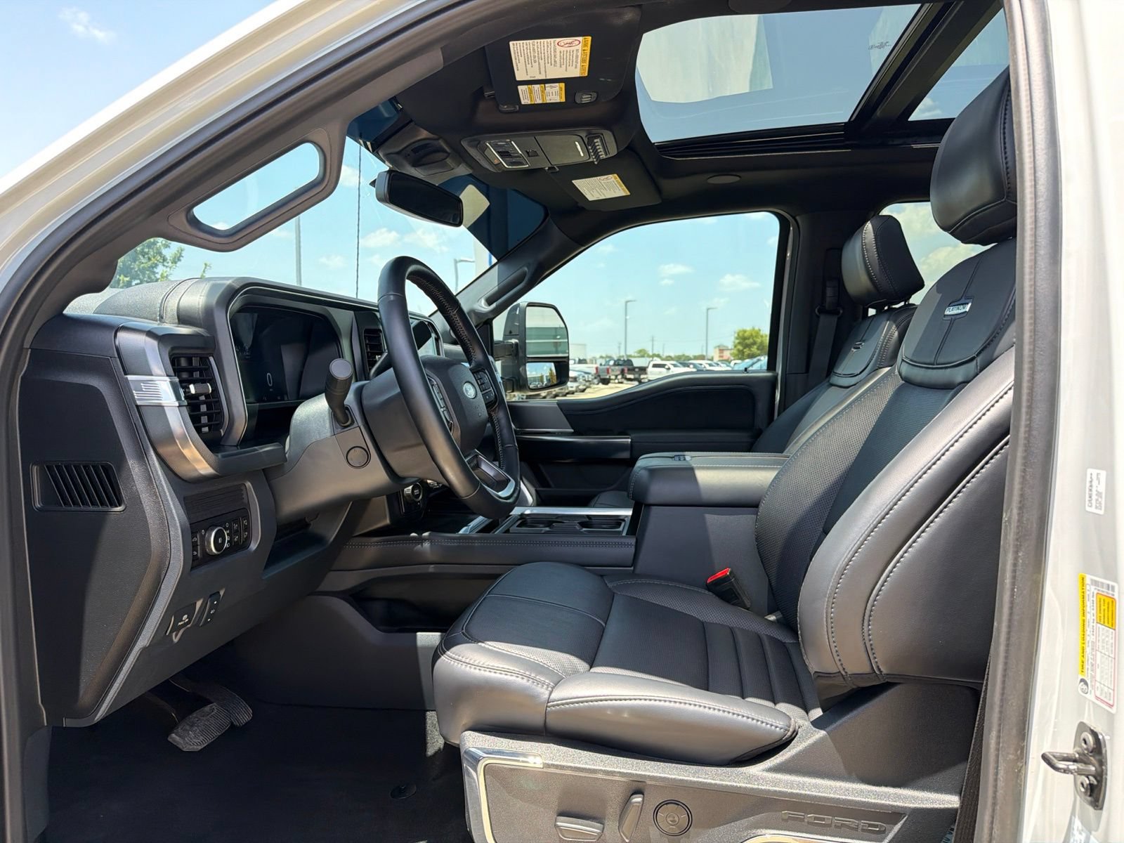 Certified 2026 Ford F350 Platinum AWD/4WD image 15