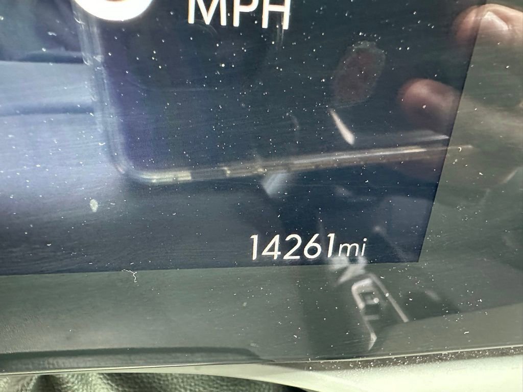 Used 2025 Buick Envista Preferred image 6