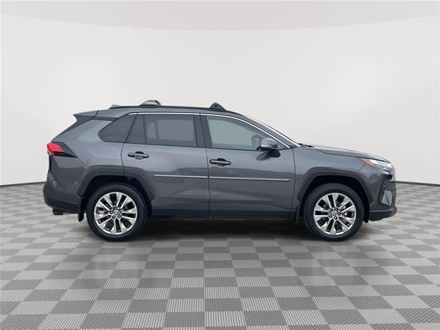 Used 2023 Toyota RAV4 XLE Premium AWD/4WD image 6